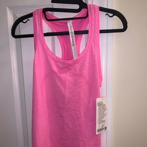 Lululemon swiftly tech racerback NWT pink sz 4